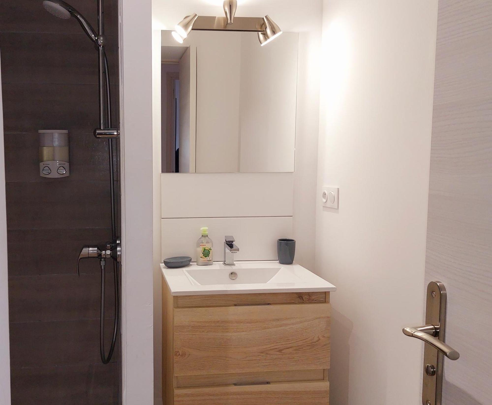 דירות Saint-Seurin-de-Cursac Duplex Cocoon - 10 Min De Blaye - 20 Min Cnpe - Wifi - Tv Hd מראה חיצוני תמונה