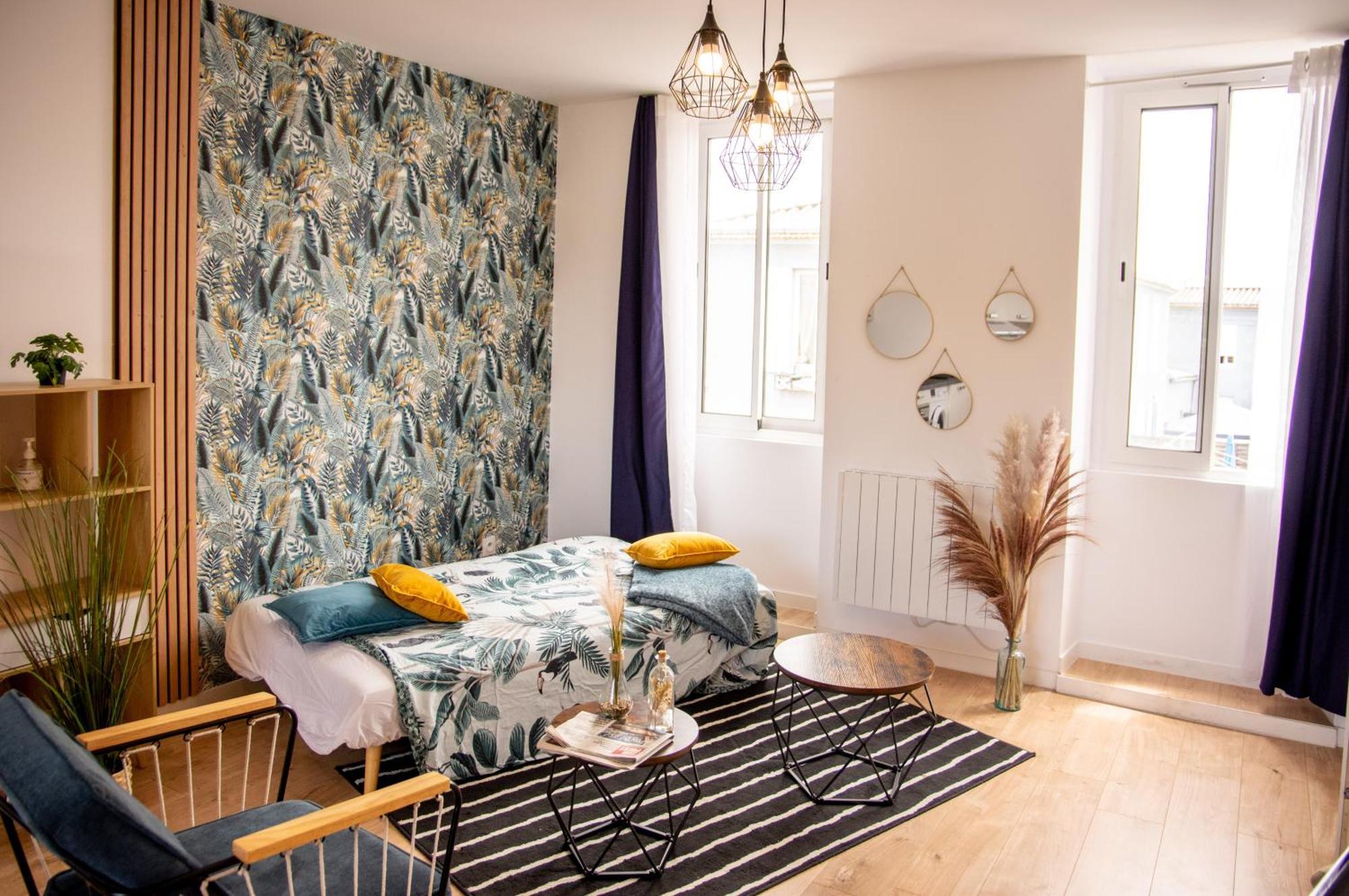 דירות Saint-Seurin-de-Cursac Duplex Cocoon - 10 Min De Blaye - 20 Min Cnpe - Wifi - Tv Hd מראה חיצוני תמונה